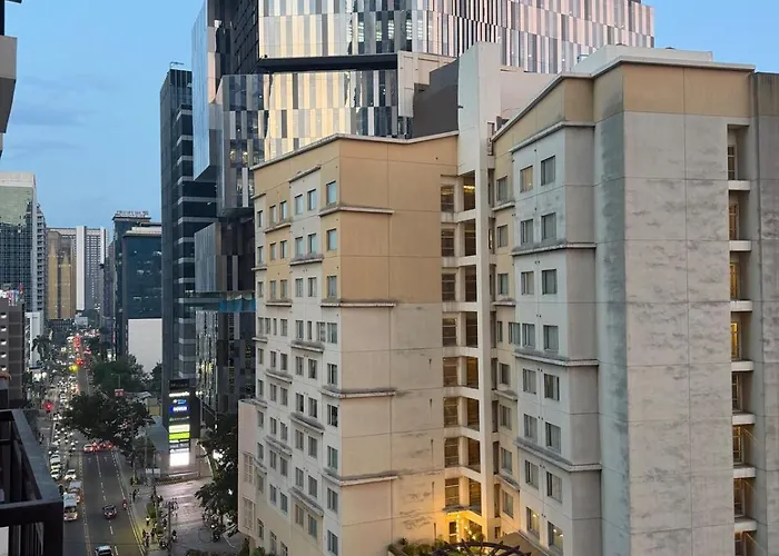 Leilighet Cozy Near Business Park With View Balcony, Pool, Netflix-ready Smart Tv